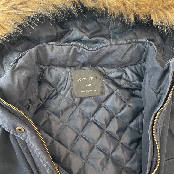 Navy blue jacket w/ removable faux fur hood large - Picture 2 of 4